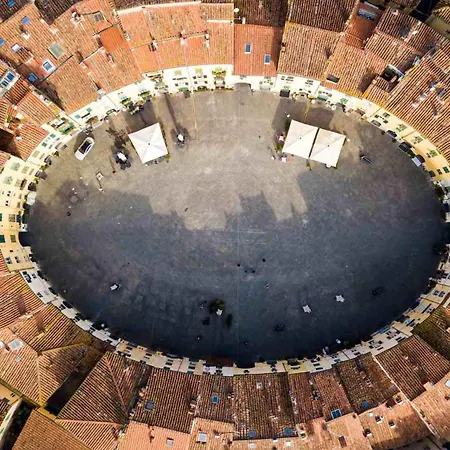 Claudia's La Pescia